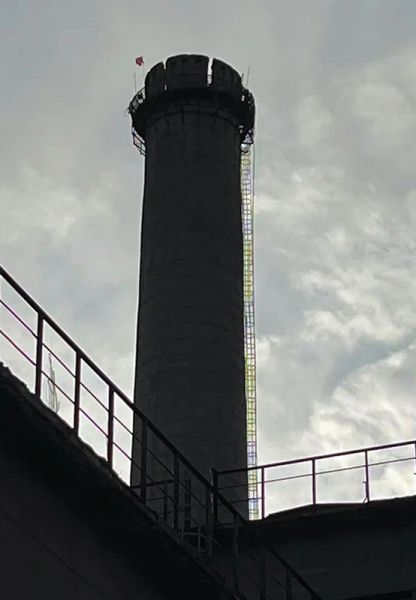煙囪拆除，水塔拆除